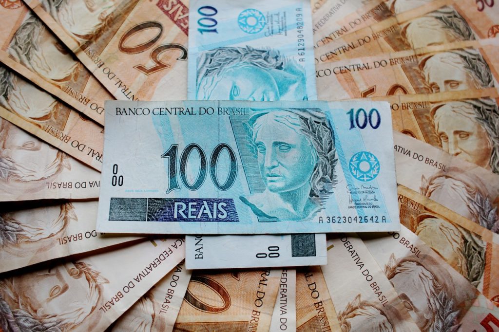 Empresa não pode estornar comissões por