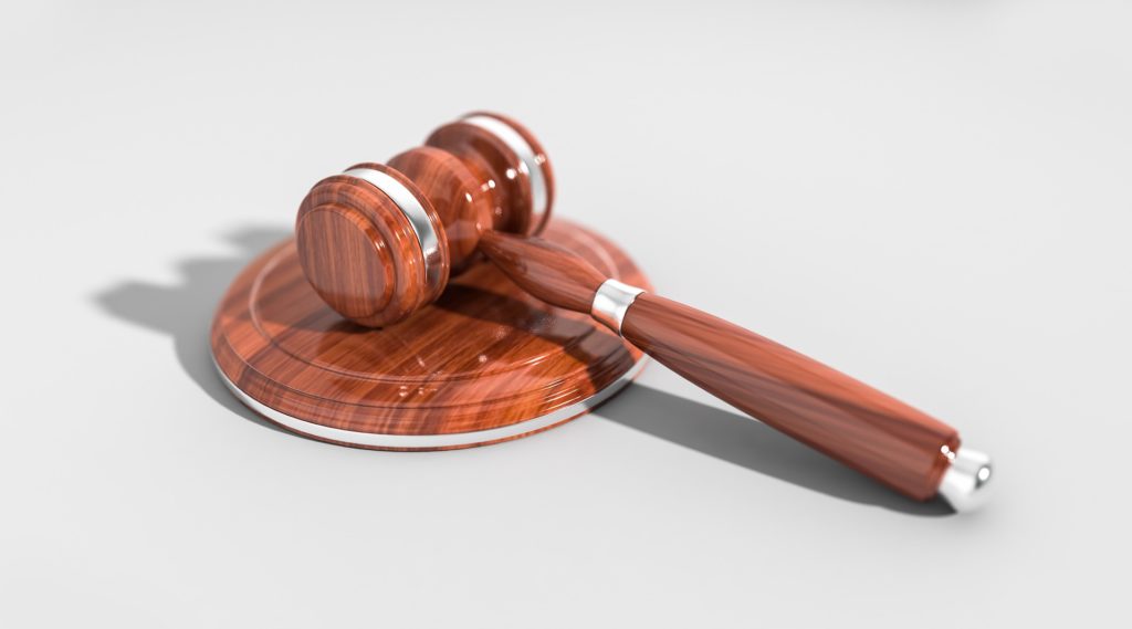 Empresa é condenada por recusar trabalhadora